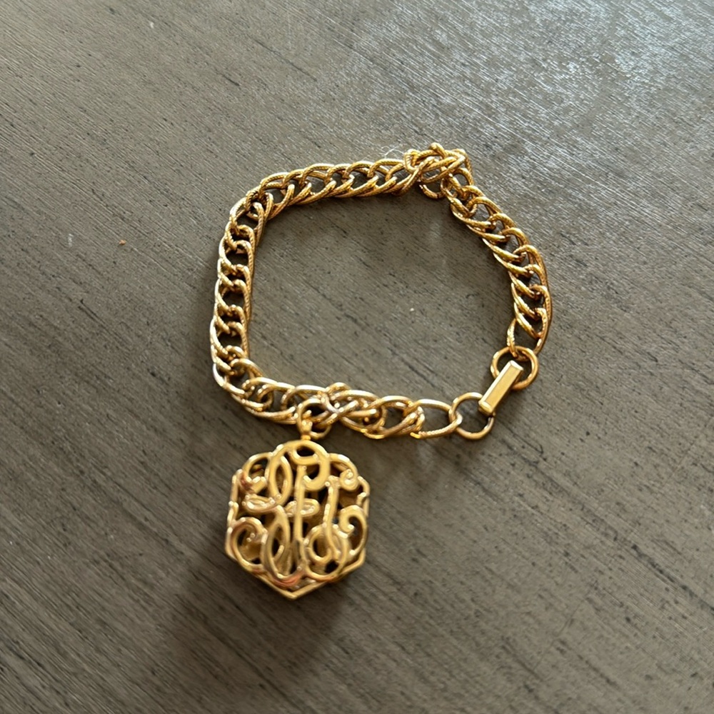 Costume gold bracelet